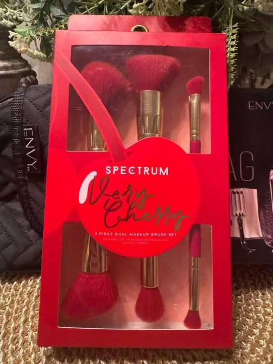 Envy Hair Tools Travel Bag Bundle w/ Make Up Brush Set & Flex Detangling Brush 💖 - Picture 6 of 9